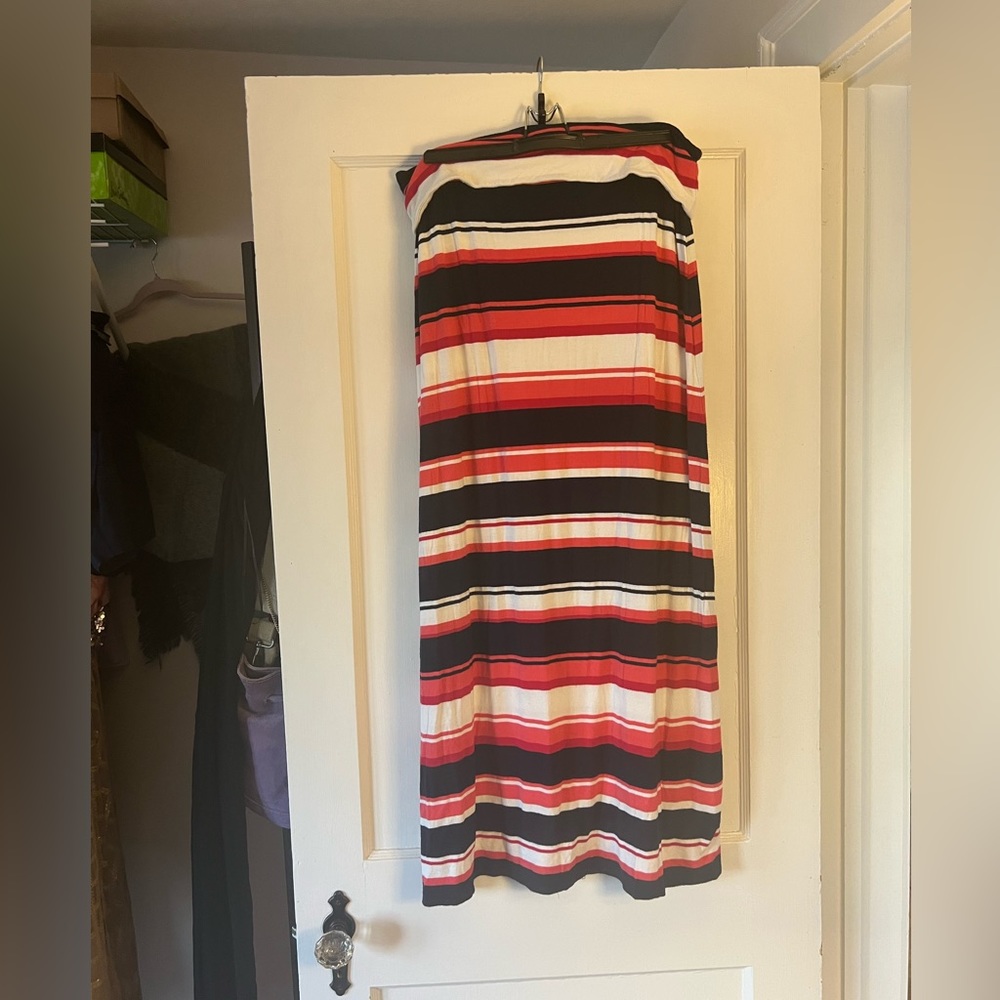 Max studio fold down skirt convertible to dress size large
